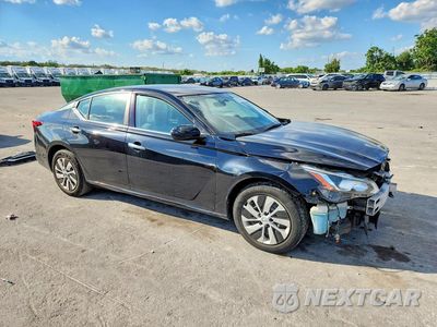 Czwarte zdjęcie samochodu z boku: 2020 NISSAN ALTIMA S VIN:1N4BL4BV2LC201469 - miniatura