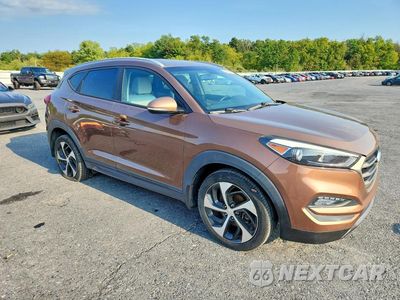 Czwarte zdjęcie samochodu z boku: 2016 HYUNDAI TUCSON SPORT VIN:KM8J3CA20GU246347 - miniatura
