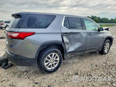 Trzecie zdjęcie samochodu z tyłu: 2019 CHEVROLET TRAVERSE LS VIN:1GNERFKW0KJ232750 - miniatura