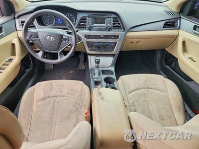 Zdjęcie 8 z 12 samochodu: 2017 HYUNDAI SONATA SE VIN:5NPE24AF2HH492412 - miniatura