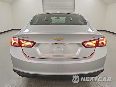 Zdjęcie 6 z 13 samochodu: 2019 CHEVROLET MALIBU LT VIN:1G1ZD5ST1KF134332 - miniatura