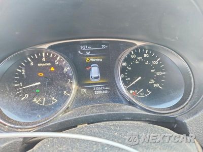 Zdjęcie 9 z 14 samochodu: 2015 NISSAN ROGUE SV VIN:5N1AT2MV7FC784256 - miniatura