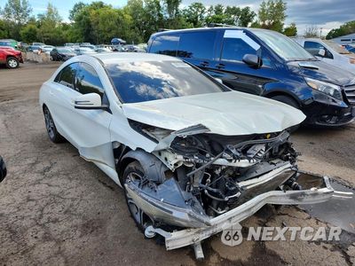 Czwarte zdjęcie samochodu z boku: 2014 MERCEDES-BENZ CLA 250 4MATIC VIN:WDDSJ4GBXEN140710 - miniatura