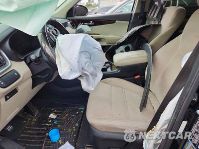 Zdjęcie 7 z 13 samochodu: 2018 KIA SORENTO LX VIN:5XYPGDA31JG368791 - miniatura