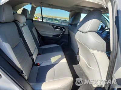 Zdjęcie 10 z 12 samochodu: 2019 TOYOTA RAV4 XLE PREMIUM VIN:2T3A1RFV4KW048236 - miniatura