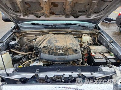 Zdjęcie 11 z 12 samochodu: 2014 TOYOTA TACOMA DOUBLE CAB VIN:3TMLU4EN3EM150315 - miniatura