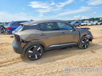 Trzecie zdjęcie samochodu z tyłu: 2025 NISSAN KICKS SR VIN:3N8AP6DD7SL336402 - miniatura