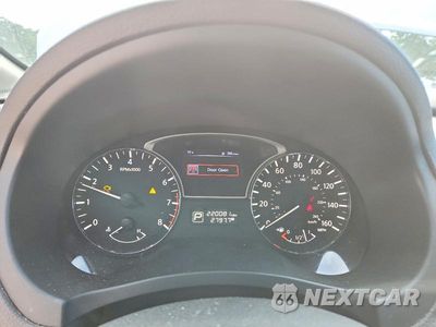 Zdjęcie 9 z 12 samochodu: 2015 NISSAN ALTIMA 2.5 S VIN:1N4AL3AP7FN402107 - miniatura