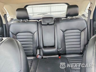 Zdjęcie 10 z 13 samochodu: 2018 FORD EDGE SEL VIN:2FMPK4J97JBB50440 - miniatura