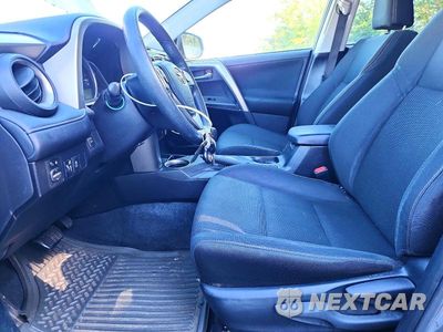 Zdjęcie 7 z 14 samochodu: 2015 TOYOTA RAV4 XLE VIN:JTMRFREV6FD155166 - miniatura