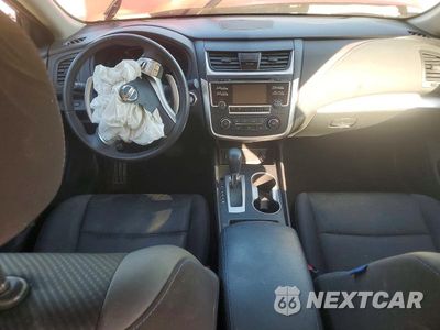 Zdjęcie 8 z 13 samochodu: 2016 NISSAN ALTIMA 2.5 SR VIN:1N4AL3AP0GC266481 - miniatura