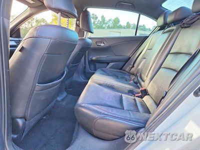 Zdjęcie 10 z 12 samochodu: 2017 HONDA ACCORD SPORT SPECIAL EDITION VIN:1HGCR2F1XHA082163 - miniatura