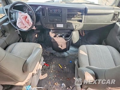 Zdjęcie 8 z 13 samochodu: 2017 CHEVROLET EXPRESS G3500 VIN:1GCZGGFG5H1112394 - miniatura