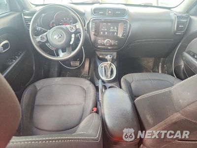 Zdjęcie 8 z 12 samochodu: 2019 KIA SOUL + VIN:KNDJP3A50K7678351 - miniatura