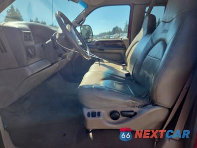 Zdjęcie 7 z 12 samochodu: 2000 FORD F350 SRW SUPER DUTY VIN:1FTSX31F2YEB82209 - miniatura