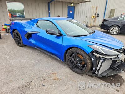 Czwarte zdjęcie samochodu z boku: 2026 CHEVROLET CORVETTE STINGRAY 3LT VIN:1G1YC3D4XT5103192 - miniatura