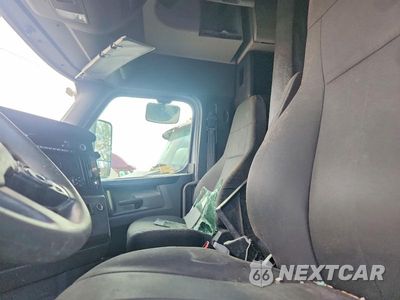 Zdjęcie 10 z 14 samochodu: 2023 FREIGHTLINER CASCADIA 126 SEMI TRUCK VIN:3AKJHHDR0PSNZ4695 - miniatura