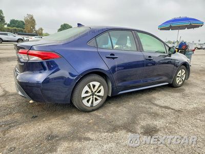 Trzecie zdjęcie samochodu z tyłu: 2021 TOYOTA COROLLA LE VIN:JTDEAMDE3MJ026561 - miniatura