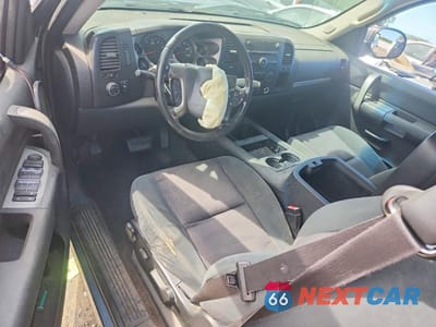 Zdjęcie 8 z 12 samochodu: 2008 GMC SIERRA K1500 VIN:2GTEK19J181106944 - miniatura