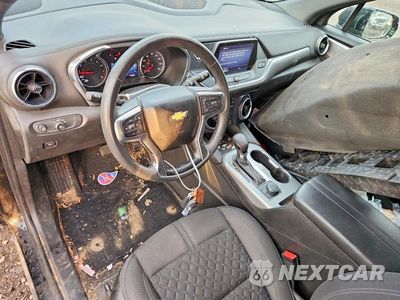 Zdjęcie 8 z 13 samochodu: 2021 CHEVROLET BLAZER 2LT VIN:3GNKBHRS6MS551805 - miniatura