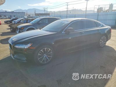 2020 VOLVO S90 T6 MOMENTUM LVYA22MK6LP175444 - główne zdjęcie licytacji z USA - miniatura