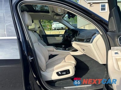 Zdjęcie 6 z 10 samochodu: 2019 BMW X7 XDRIVE40I VIN:5UXCW2C54KL085729 - miniatura