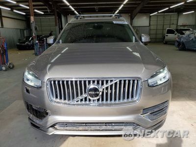 Piąte zdjęcie samochodu w środku: 2020 VOLVO XC90 T6 INSCRIPTION VIN:YV4A22PL1L1606090 - miniatura