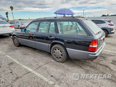 Drugie zdjęcie samochodu z przodu: 1995 MERCEDES-BENZ E 320 VIN:WDBEA92E9SF308119 - miniatura