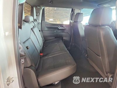 Zdjęcie 10 z 12 samochodu: 2025 GMC SIERRA K1500 SLT VIN:3GTUUDE83SG231601 - miniatura