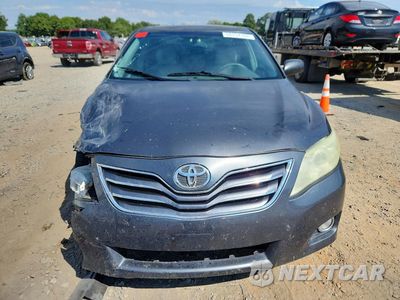 Piąte zdjęcie samochodu w środku: 2011 TOYOTA CAMRY XLE V6 VIN:4T1BK3EK1BU117219 - miniatura