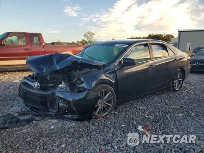 2015 TOYOTA CAMRY SE 4T1BF1FK1FU010720 - główne zdjęcie licytacji z USA - miniatura
