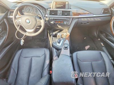 Zdjęcie 8 z 12 samochodu: 2015 BMW 328 I VIN:WBA3A5G54FNS85898 - miniatura