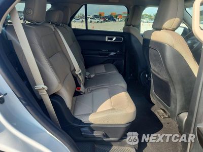 Zdjęcie 11 z 13 samochodu: 2020 FORD EXPLORER VIN:1FMSK7BH2LGC24618 - miniatura