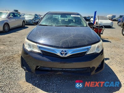Piąte zdjęcie samochodu w środku: 2012 TOYOTA CAMRY HYBRID LE VIN:4T1BD1FK0CU033908 - miniatura
