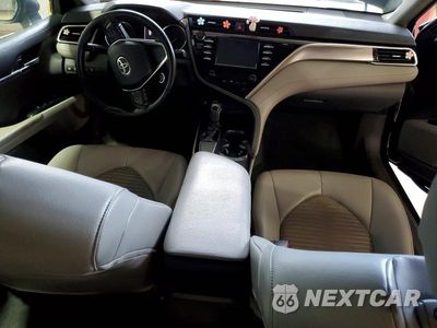 Zdjęcie 8 z 12 samochodu: 2018 TOYOTA CAMRY SE VIN:4T1B11HK9JU543368 - miniatura