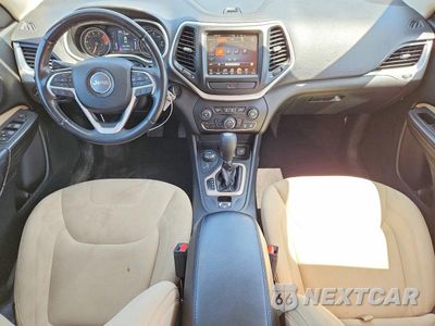Zdjęcie 8 z 14 samochodu: 2017 JEEP CHEROKEE LATITUDE VIN:1C4PJMCS0HW510793 - miniatura