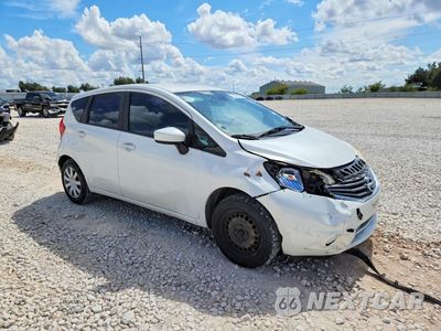 Czwarte zdjęcie samochodu z boku: 2015 NISSAN VERSA NOTE SV VIN:3N1CE2CP1FL377423 - miniatura