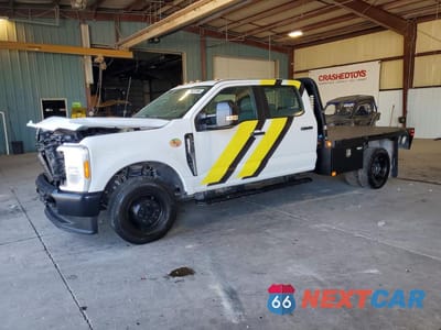 2025 FORD F350 SUPER DUTY 1FD8W3HT4SEC33236 - główne zdjęcie licytacji z USA - miniatura