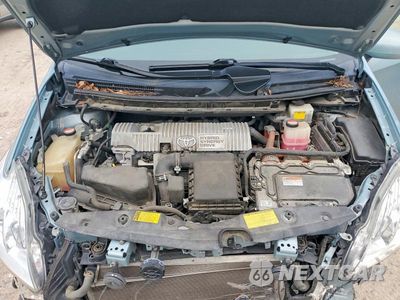 Zdjęcie 11 z 13 samochodu: 2014 TOYOTA PRIUS TWO VIN:JTDKN3DU9E1829224 - miniatura