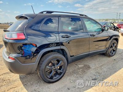 Trzecie zdjęcie samochodu z tyłu: 2021 JEEP CHEROKEE LATITUDE PLUS VIN:1C4PJMLB0MD119200 - miniatura