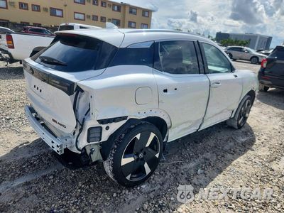 Trzecie zdjęcie samochodu z tyłu: 2025 NISSAN KICKS SR VIN:3N8AP6DB3SL383425 - miniatura