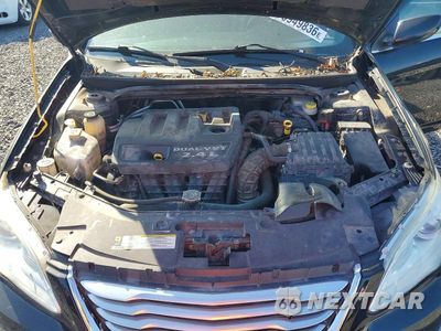 Zdjęcie 11 z 12 samochodu: 2013 CHRYSLER 200 LX VIN:1C3CCBAB9DN560533 - miniatura