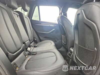 Zdjęcie 11 z 13 samochodu: 2018 BMW X1 XDRIVE28I VIN:WBXHT3C36J5L33683 - miniatura