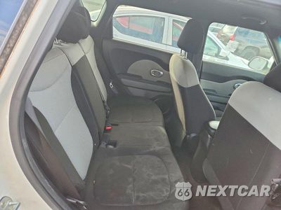 Zdjęcie 10 z 12 samochodu: 2018 KIA SOUL BASE VIN:KNDJN2A26J7584642 - miniatura