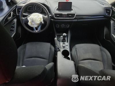Zdjęcie 8 z 12 samochodu: 2016 MAZDA 3 SPORT VIN:JM1BM1U79G1332999 - miniatura