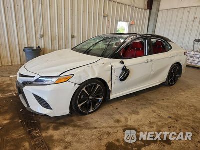 2019 TOYOTA CAMRY XSE 4T1B61HK6KU283921 - główne zdjęcie licytacji z USA - miniatura