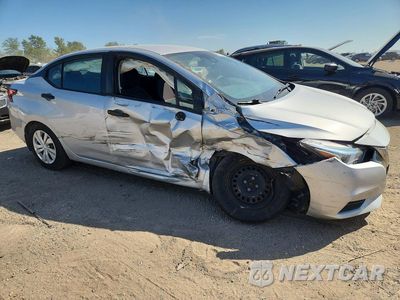 Czwarte zdjęcie samochodu z boku: 2020 NISSAN VERSA S VIN:3N1CN8DV3LL820893 - miniatura