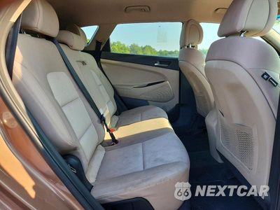 Zdjęcie 11 z 13 samochodu: 2016 HYUNDAI TUCSON SPORT VIN:KM8J3CA20GU246347 - miniatura