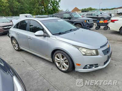 Czwarte zdjęcie samochodu z boku: 2011 CHEVROLET CRUZE LTZ VIN:1G1PH5S91B7261124 - miniatura