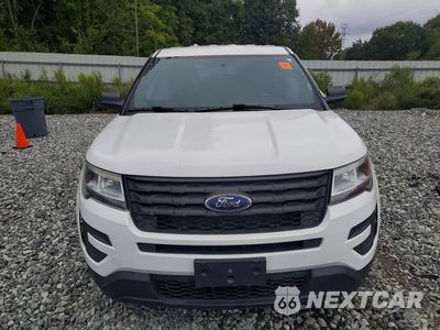 Piąte zdjęcie samochodu w środku: 2018 FORD EXPLORER POLICE INTERCEPTOR VIN:1FM5K8AR7JGA05292 - miniatura